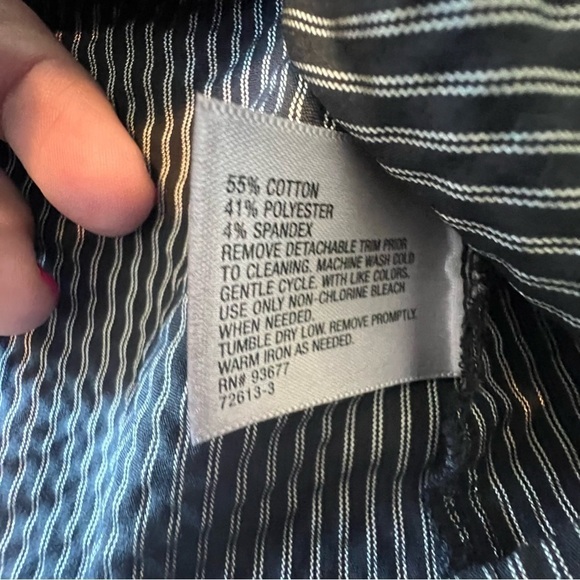 Worthington Sleeveless Belted Top Belted. Black White Striped size:1X Stretch - Picture 8 of 11